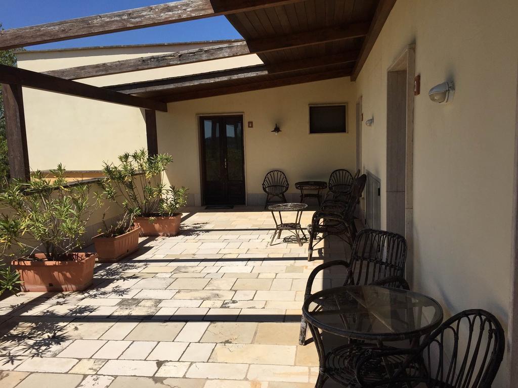 Agritria Di Umberto Anglisani Villa Ostuni Kamer foto