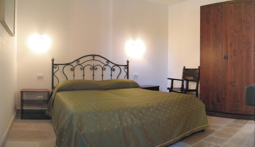 Agritria Di Umberto Anglisani Villa Ostuni Kamer foto